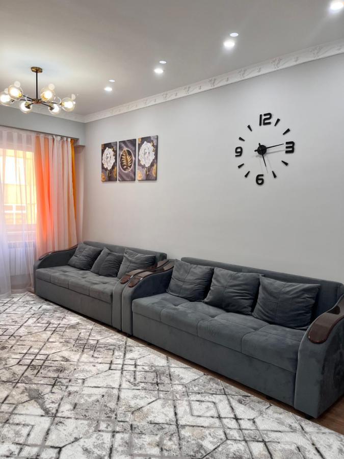 Apartament 2-Х Комнатная В Золотом Квадрате Ałma Ata Zewnętrze zdjęcie